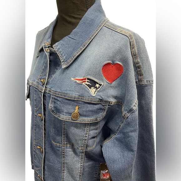 Patriots New England NFL NWT Denim Jean Jacket Embroidered XL 15-17 Football - Picture 2 of 13